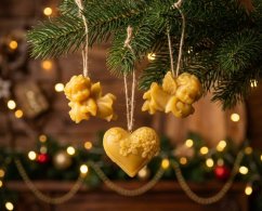 Sada ozdob ze včelího vosku andělé se srdcem