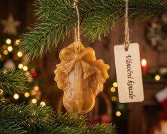 Ozdoba ze včelího vosku housle zdobené