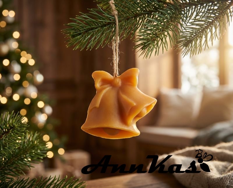 Ozdoba ze včelího vosku zvonky