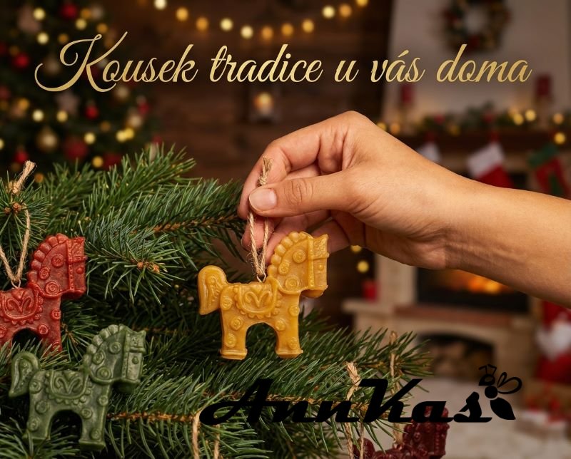 Ozdoba ze včelího vosku koník velký