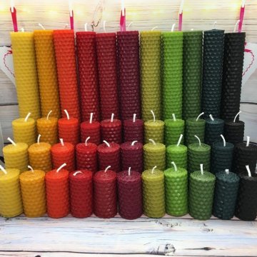 Motané svíčky z barevných mezistěn - Barva - černé