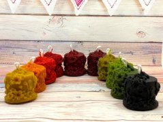 Svíčka ze včelího vosku dortík kytky