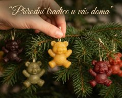 Ozdoba ze včelího vosku medvídek